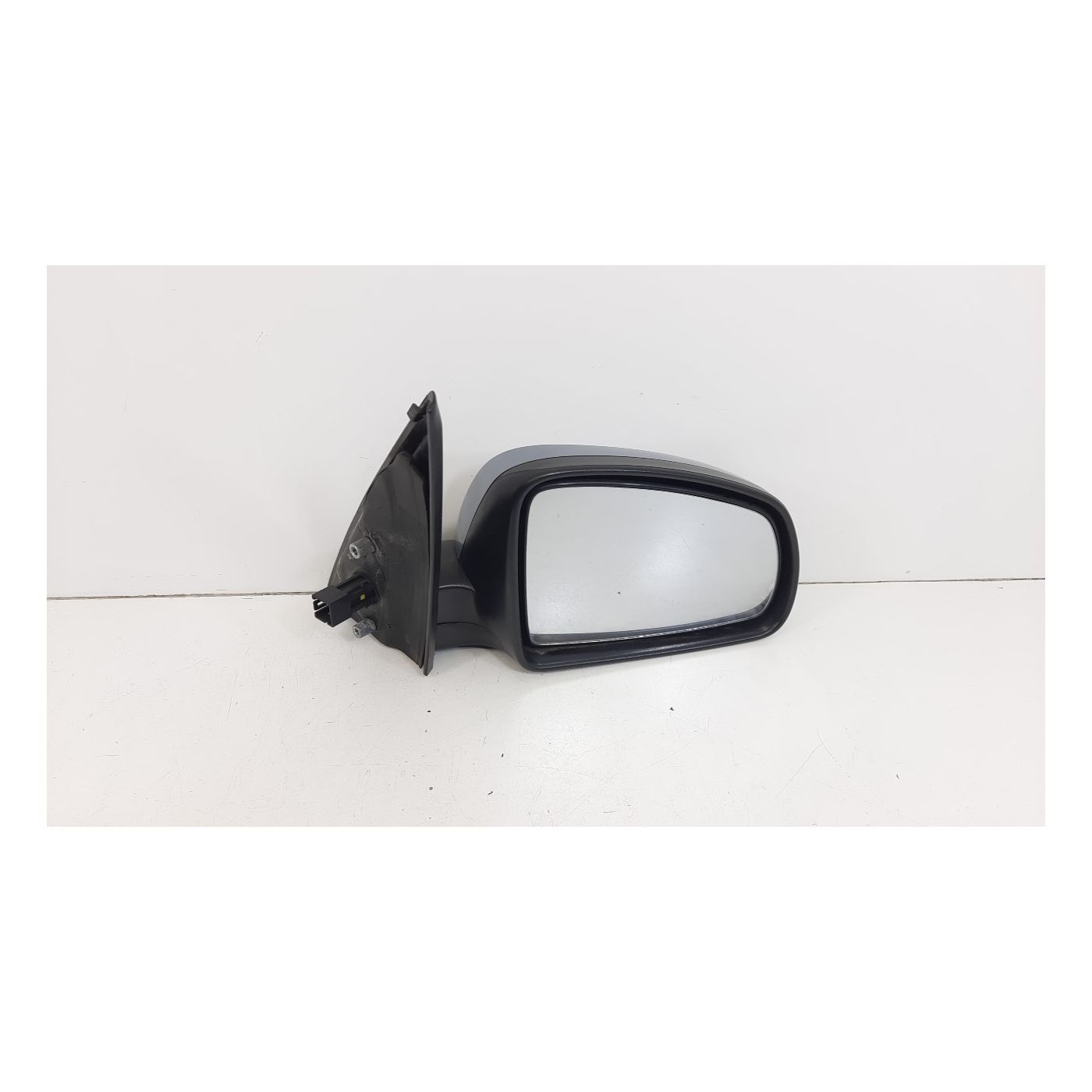 Espejo retrovisor exterior derecho regulable eléctricamente Espejo retrovisor exterior derecho regulable eléctricamente