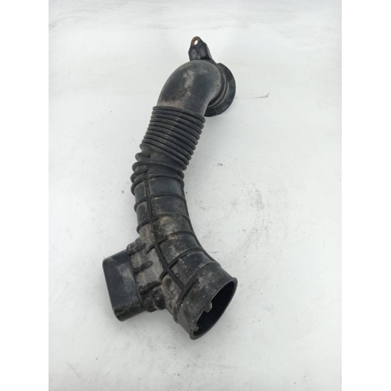 tuyau d'air (manchon de sortie du filtre d'admission d'air) par SUZUKI S-cross 1.4 Boosterjet 4WD All Grip Suv 5p/b/1373cc 1388161MA0000 tuyau d'air (manchon de sortie du filtre d'admission d'air) par SUZUKI S-cross 1.4 Boosterjet 4WD All Grip Suv 5p/b/1373cc 1388161MA0000