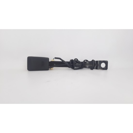 fixation de la ceinture avant gauche par OPEL Agila (h08) 1.2 16V MNV 5P/B/1242CC NBA602016040002 fixation de la ceinture avant gauche par OPEL Agila (h08) 1.2 16V MNV 5P/B/1242CC NBA602016040002