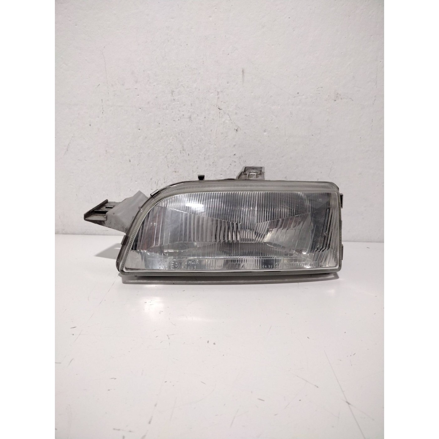 left front light left front light