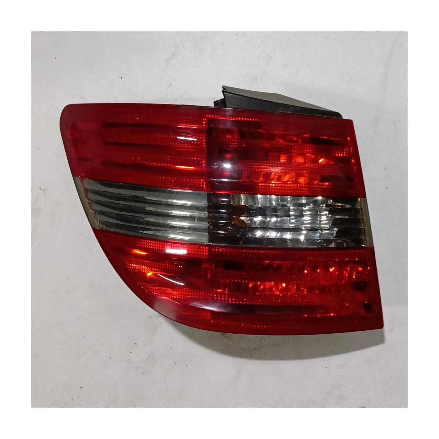 left tail light left tail light