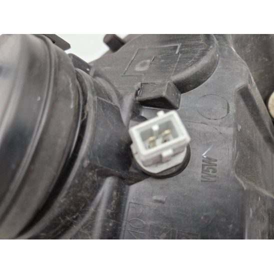 proiettore sx. per RENAULT Kangoo 1.2 16V Mnv 4-5p/b/1149cc 8200236590