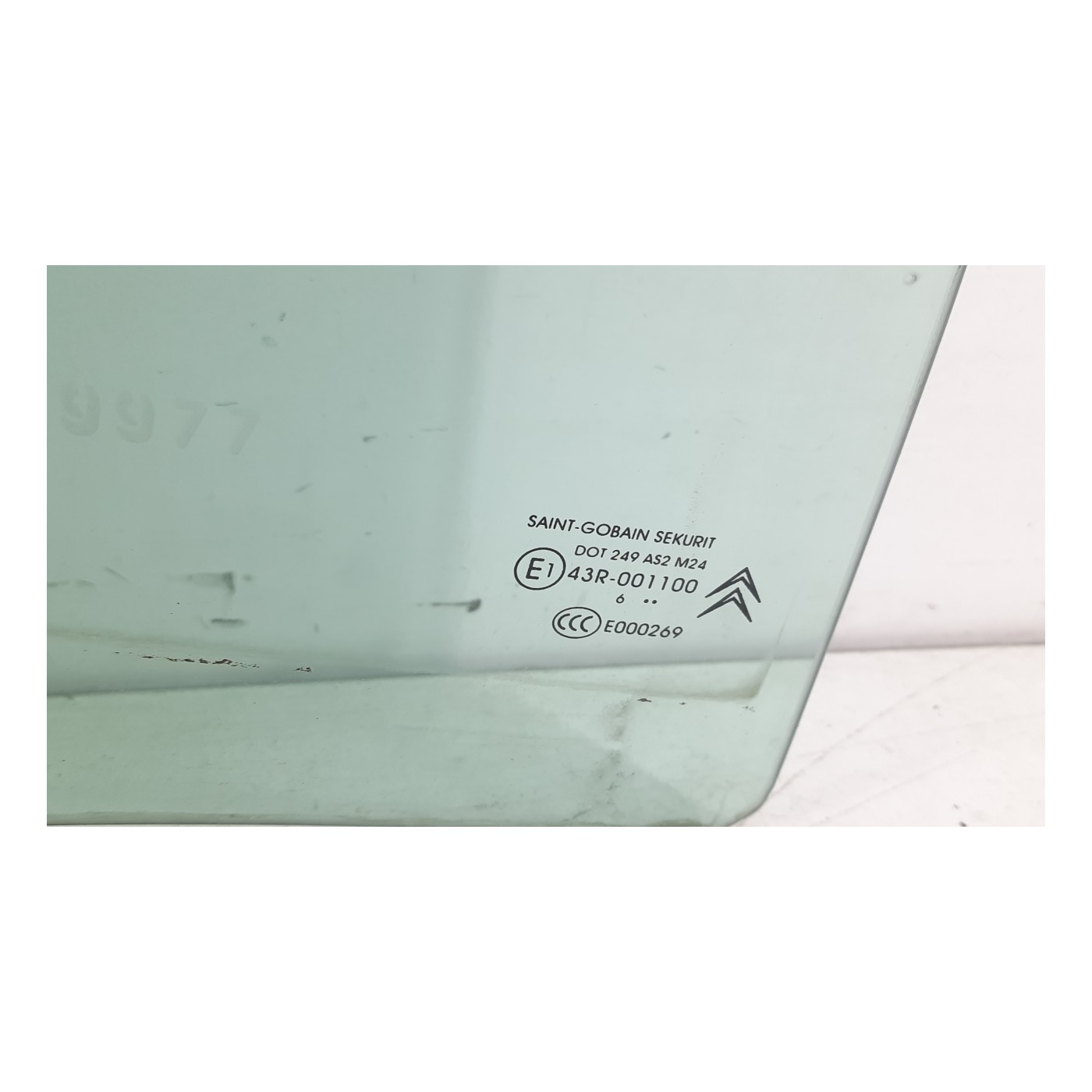 verre trempé de la porte arrière droite verre trempé de la porte arrière droite