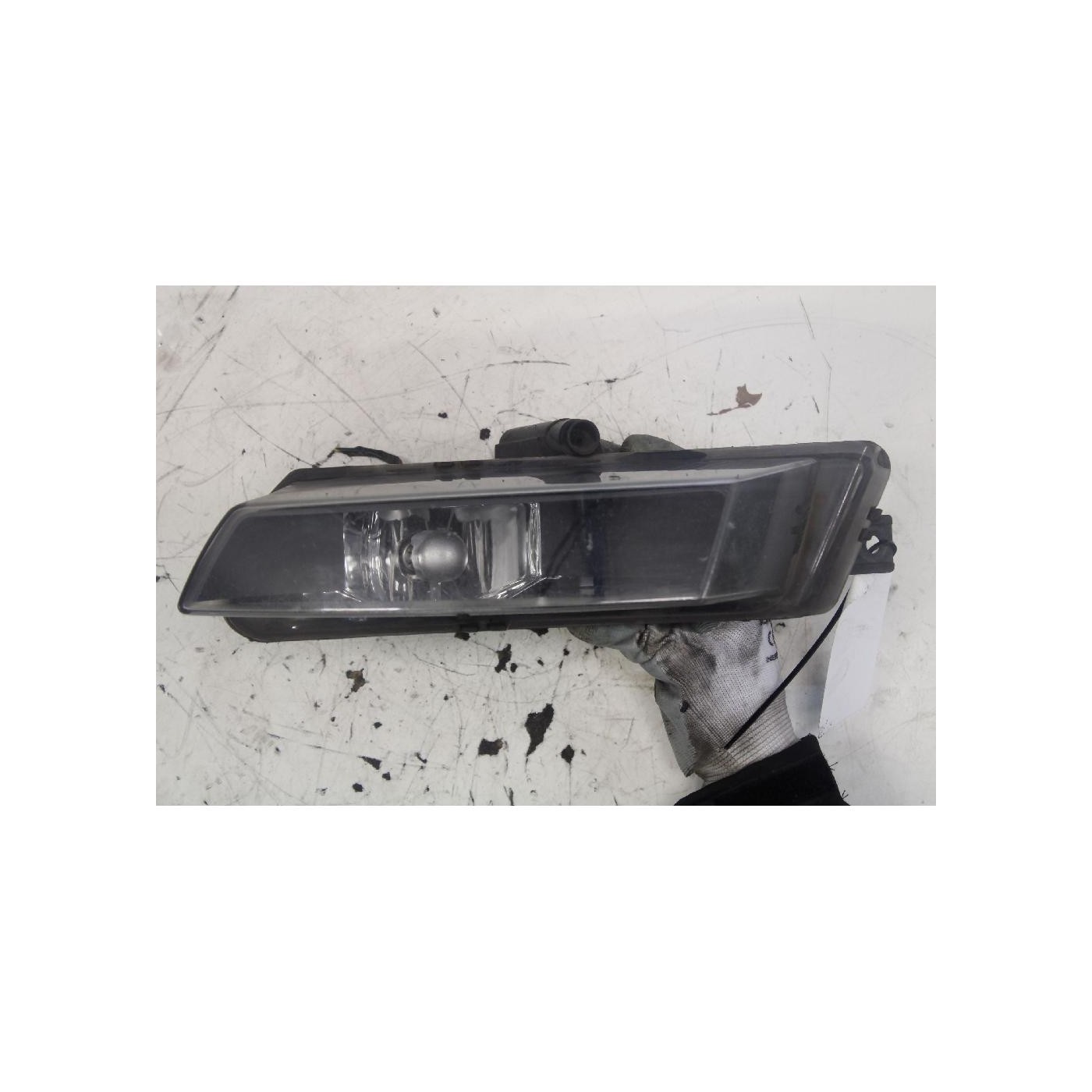 faro fendinebbia sinistro faro fendinebbia sinistro