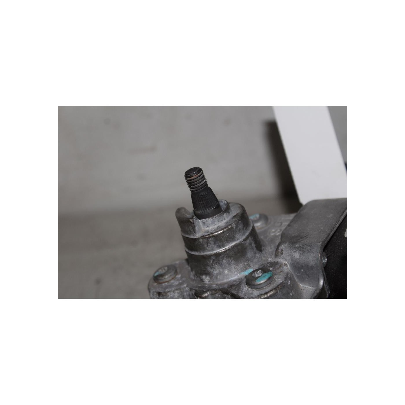 moteur d'essuie-glace gauche moteur d'essuie-glace gauche