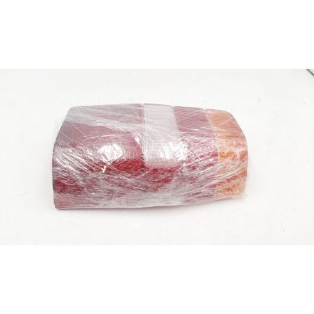 Feu arrière droit en plastique par FIAT Fiorino * NB3518000008003376999999DX Feu arrière droit en plastique par FIAT Fiorino * NB3518000008003376999999DX