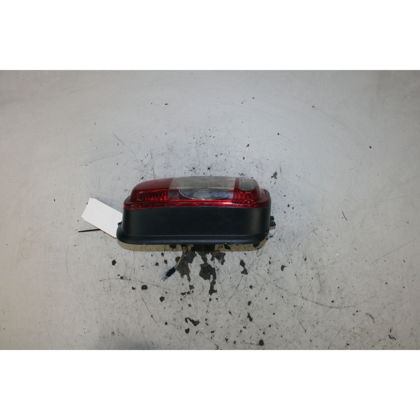 right rear headlight right rear headlight