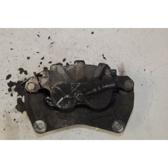 étrier de frein avant gauche par SUBARU Forester (sj) 2.0 TD (108kw) 4WD SUV 5p/d/1998cc 2YM étrier de frein avant gauche par SUBARU Forester (sj) 2.0 TD (108kw) 4WD SUV 5p/d/1998cc 2YM