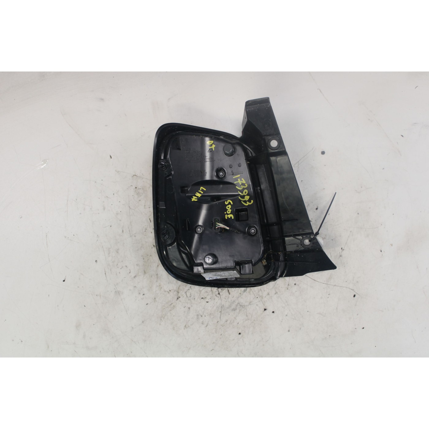 right rear headlight right rear headlight