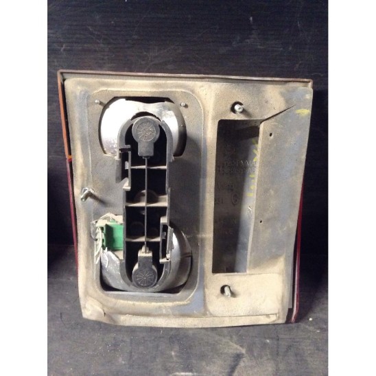 left inside taillight for LAND ROVER Range Rover Ii (p38a) 4.0 V8 SW 5p/b/3950cc. AMR4725 left inside taillight for LAND ROVER Range Rover Ii (p38a) 4.0 V8 SW 5p/b/3950cc. AMR4725