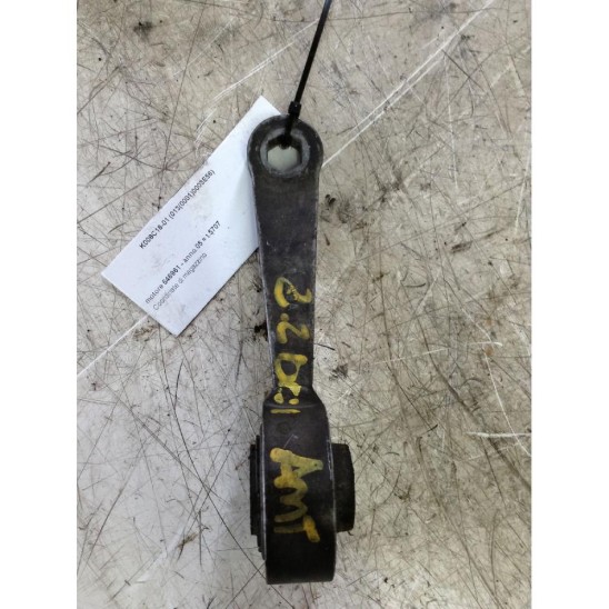 braccio sospensione posteriore destro per MERCEDES Classe E T-model (s211) E 220 T CDI (211.206) braccio sospensione posteriore destro per MERCEDES Classe E T-model (s211) E 220 T CDI (211.206)