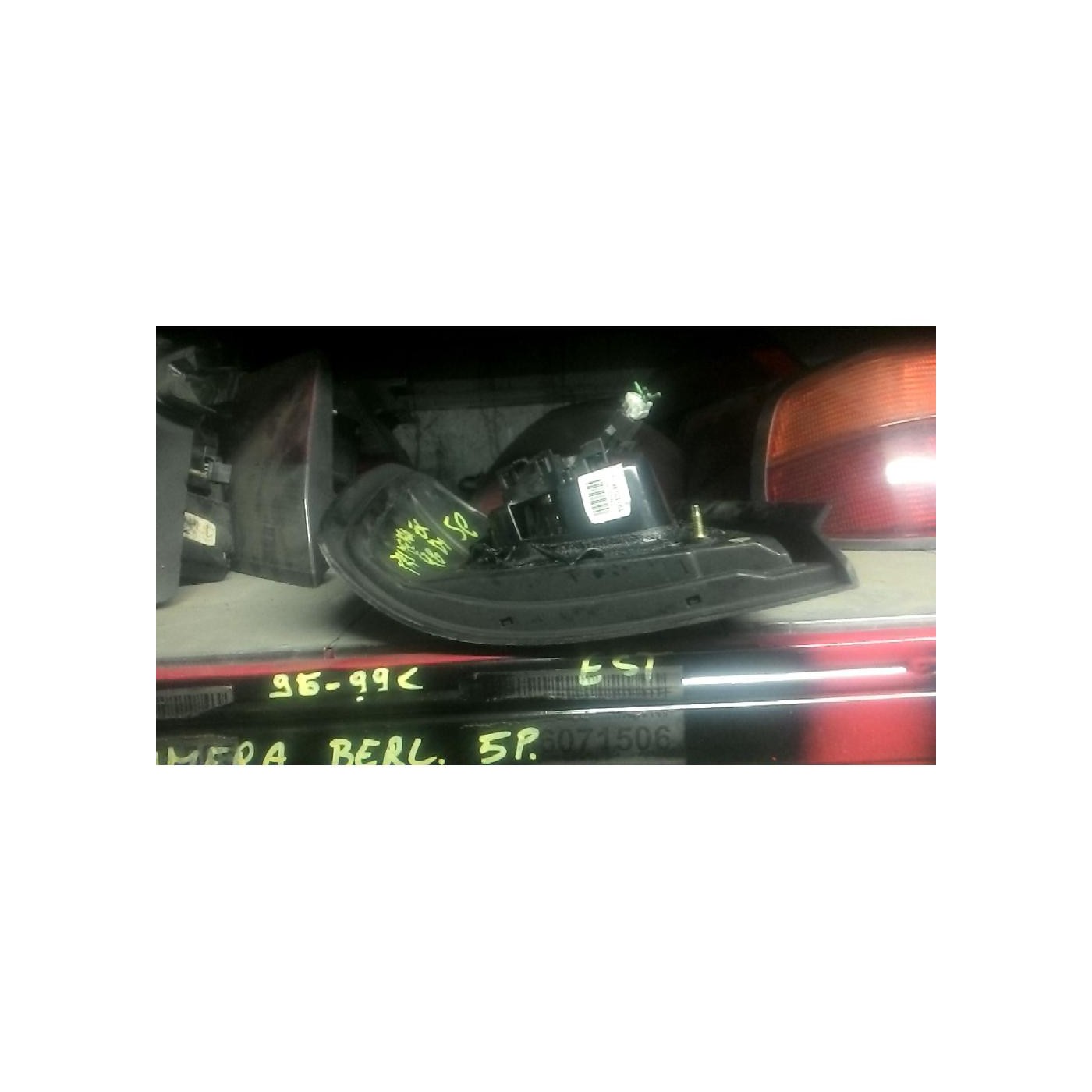 right rear headlight right rear headlight