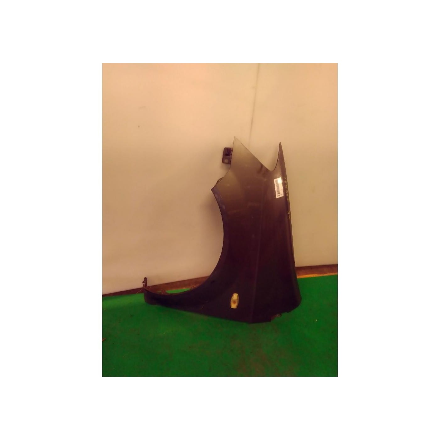 left front fender left front fender