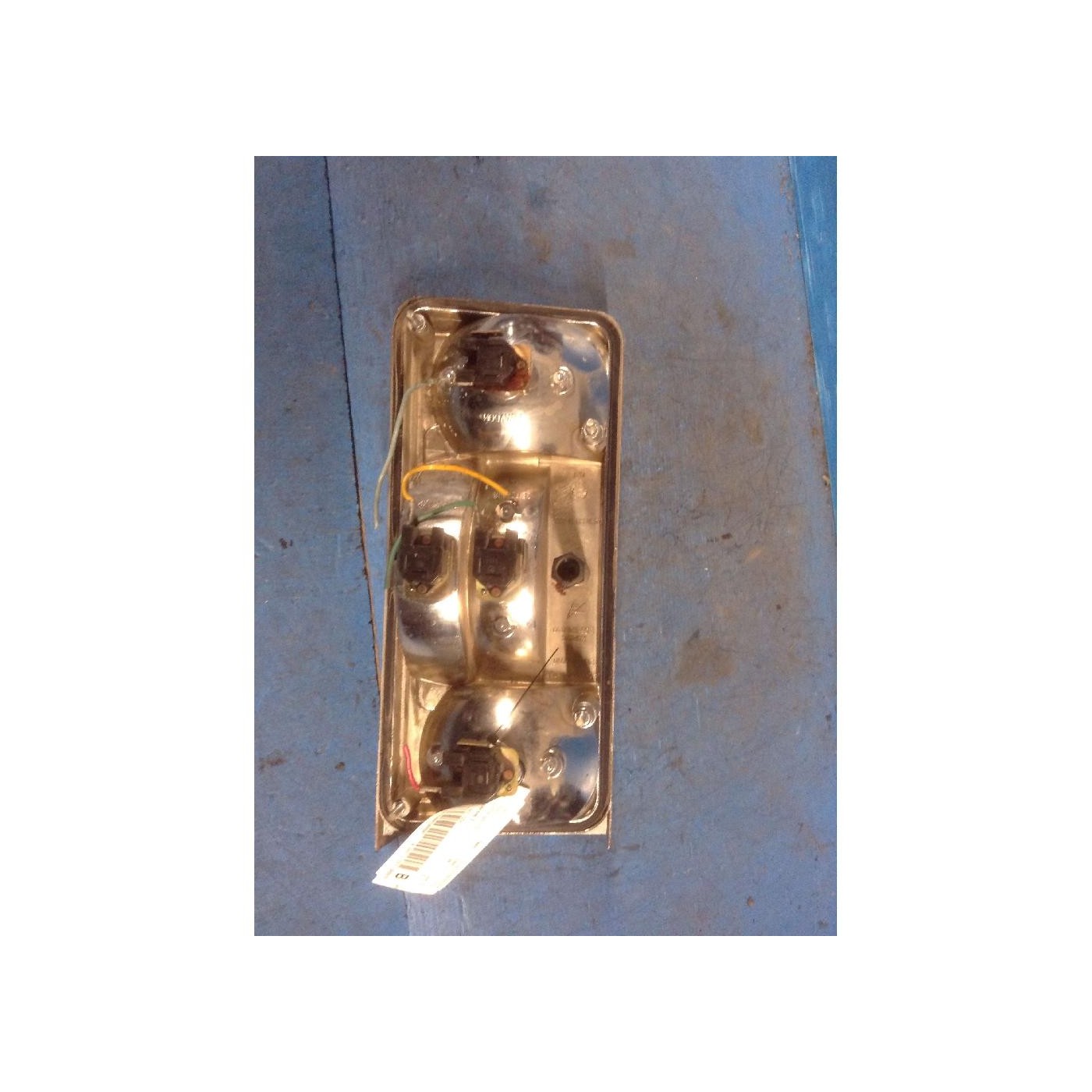 right rear headlight right rear headlight