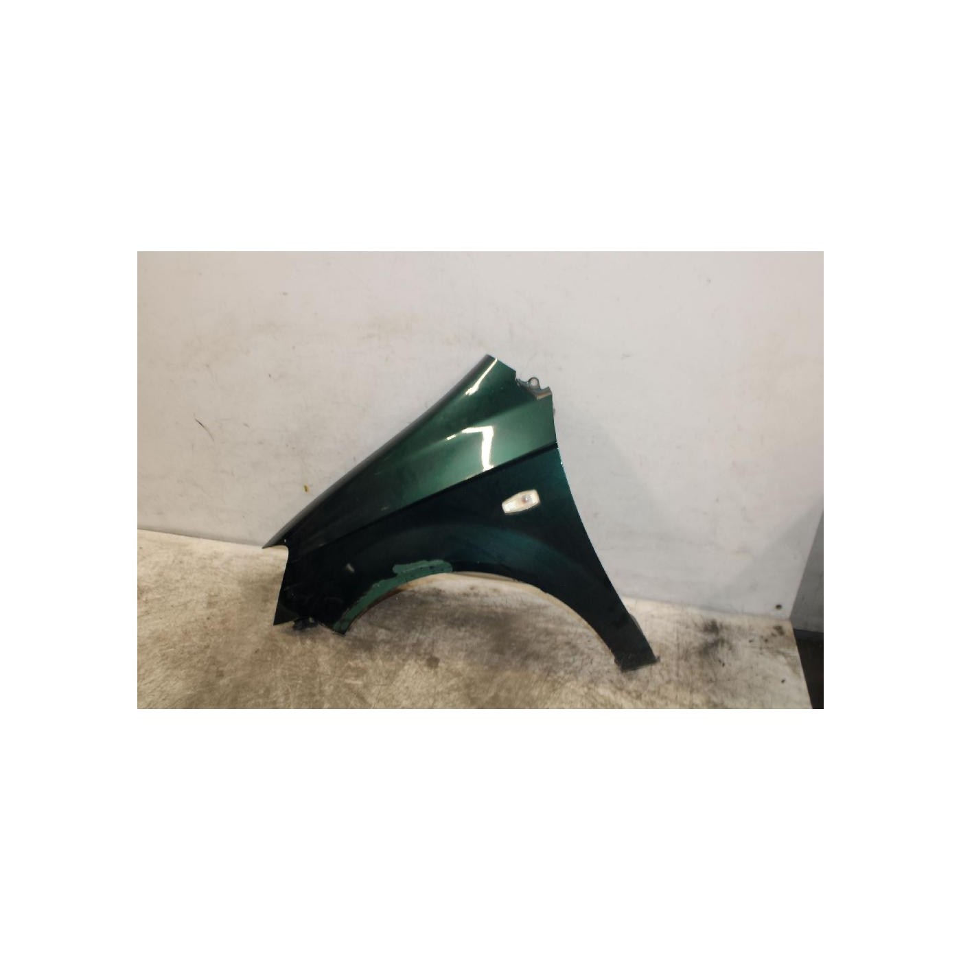 left front fender left front fender