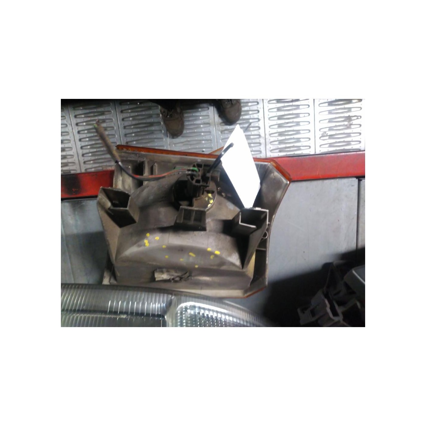 linker Scheinwerfer linker Scheinwerfer