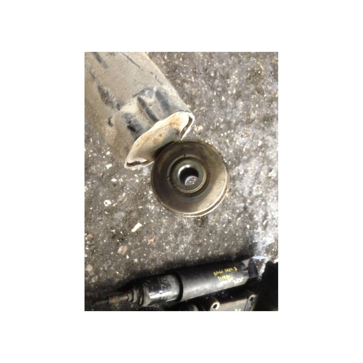 right rear shock absorber right rear shock absorber