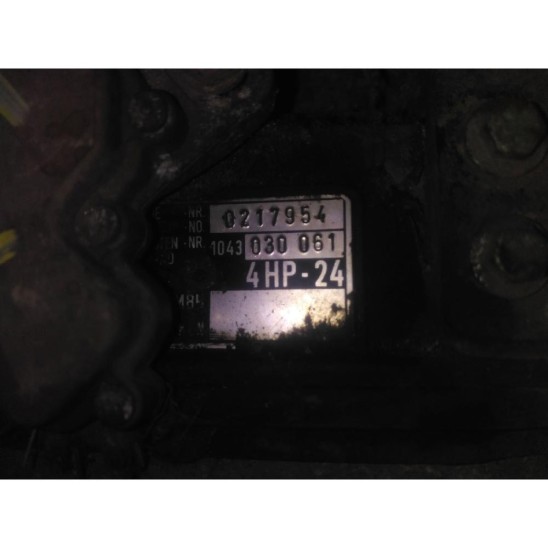 change for LAND ROVER Range Rover Ii (p38a) 4.6 SW 5p/b/4554cc. change for LAND ROVER Range Rover Ii (p38a) 4.6 SW 5p/b/4554cc.