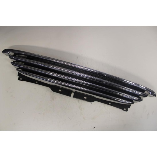 front grille for MINI Mini (r56) 1.6 16V (88kw) Ber. 3p/b/1598cc. front grille for MINI Mini (r56) 1.6 16V (88kw) Ber. 3p/b/1598cc.