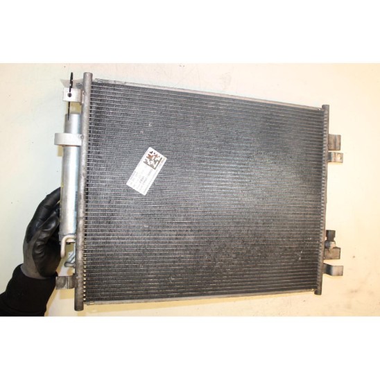 condensatore aria condizionata per NISSAN Note (e12) 1.5 DCI (66kw) Mnv 5p/d/1461cc 921003VD1A condensatore aria condizionata per NISSAN Note (e12) 1.5 DCI (66kw) Mnv 5p/d/1461cc 921003VD1A