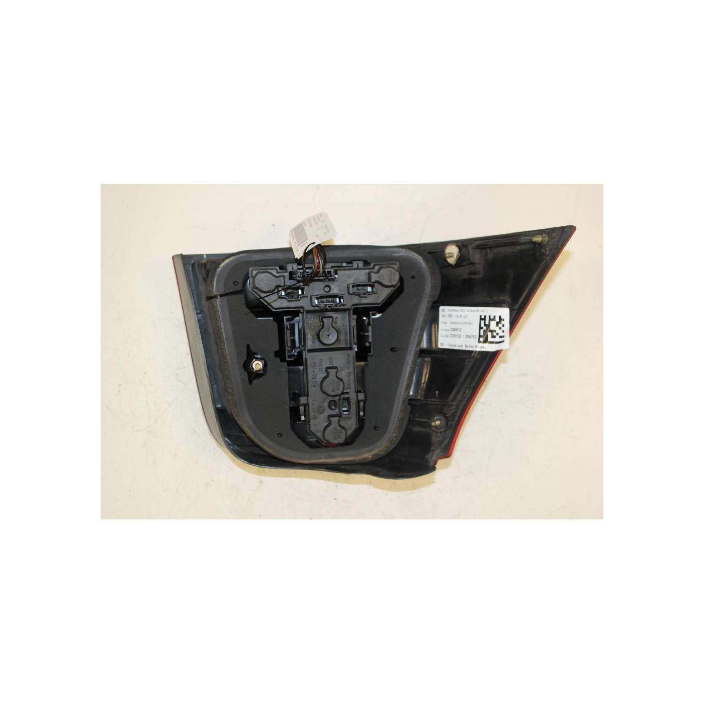 right rear headlight right rear headlight