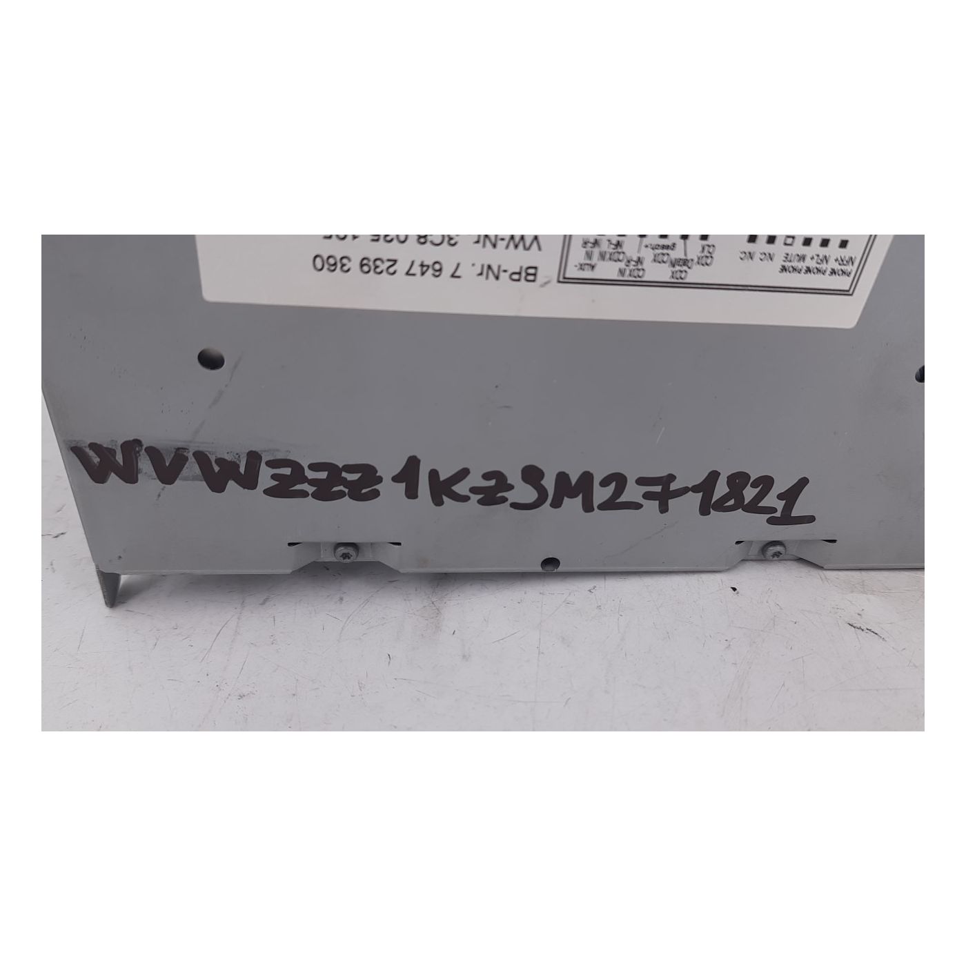 Radio (Unlocking Code Not Provided) Radio (Unlocking Code Not Provided)