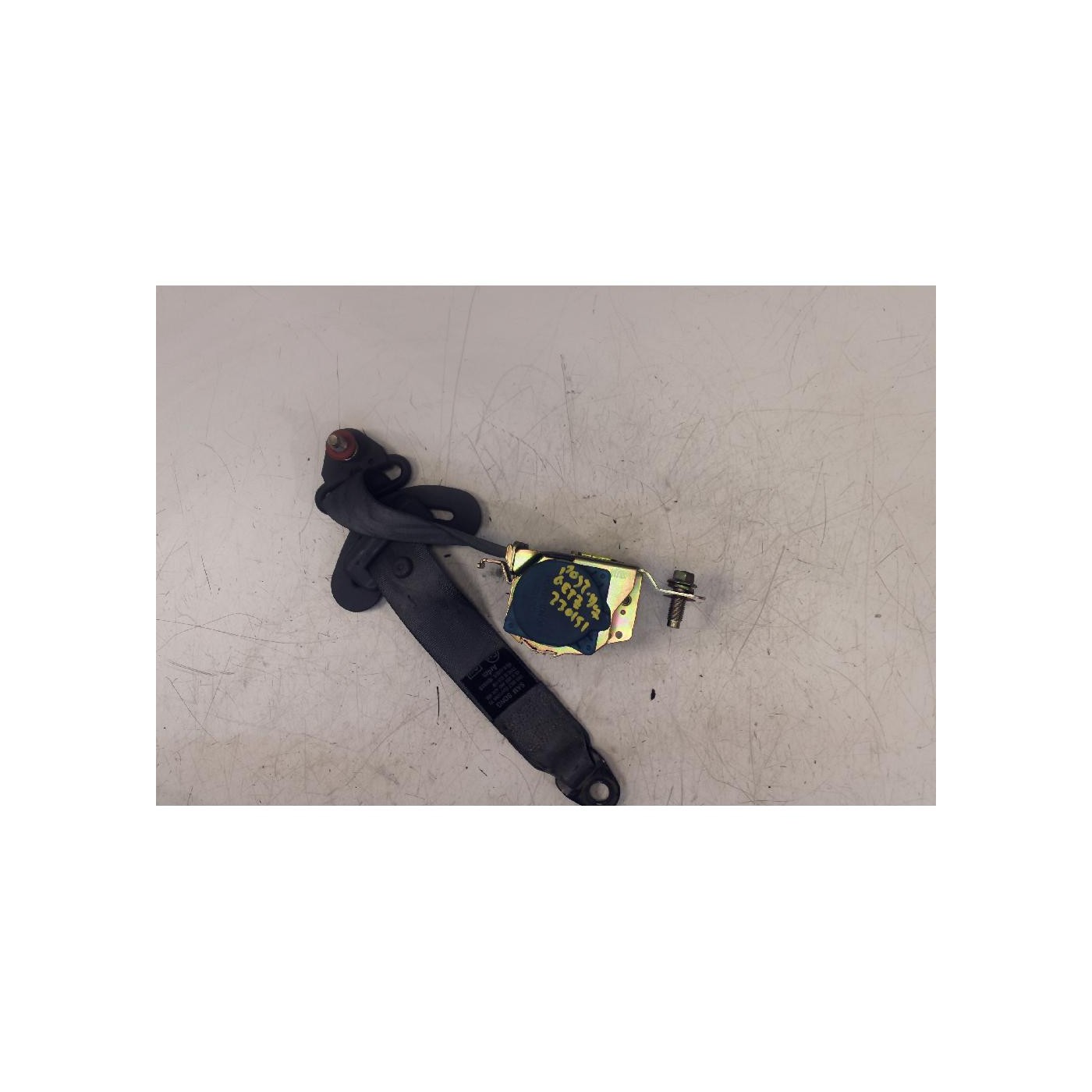 right rear seat belt right rear seat belt
