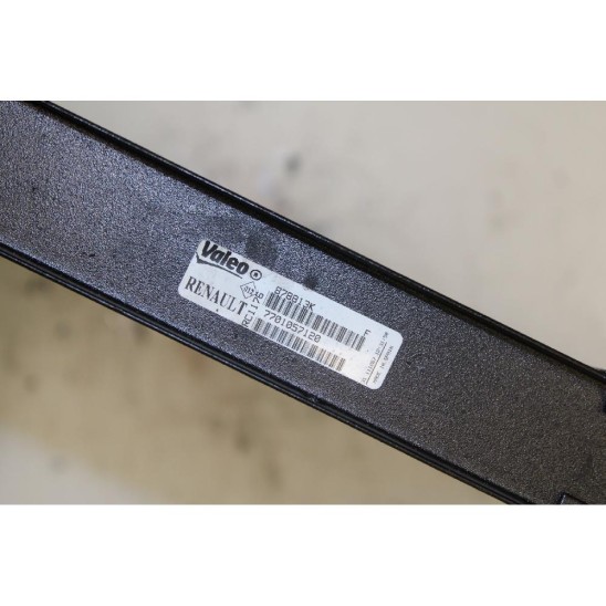radiatore per RENAULT Master Ii Caja/chasis (ed/hd/ud) 2.5 DCI Com.4p/d/2463cc. RC1176,7701057120
