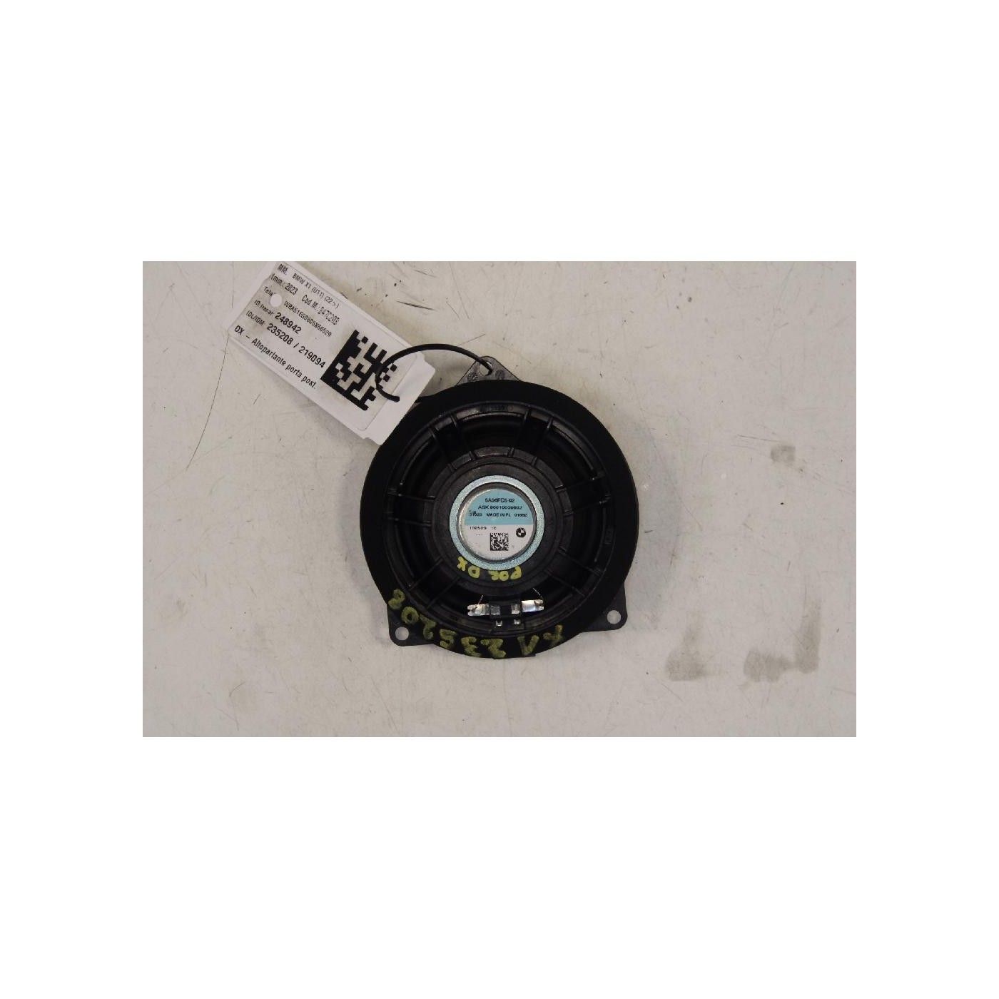 right rear door speaker right rear door speaker