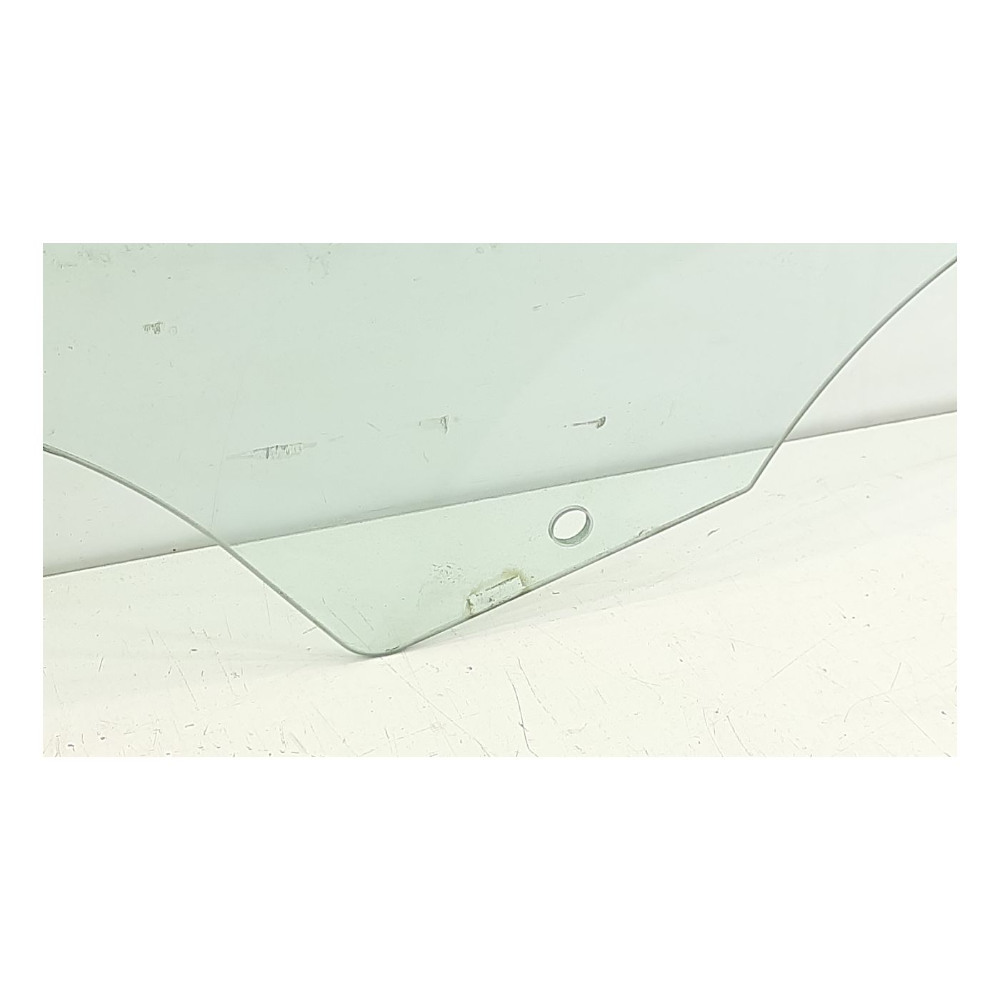 Descending Crystal Glass Front Right Door Descending Crystal Glass Front Right Door