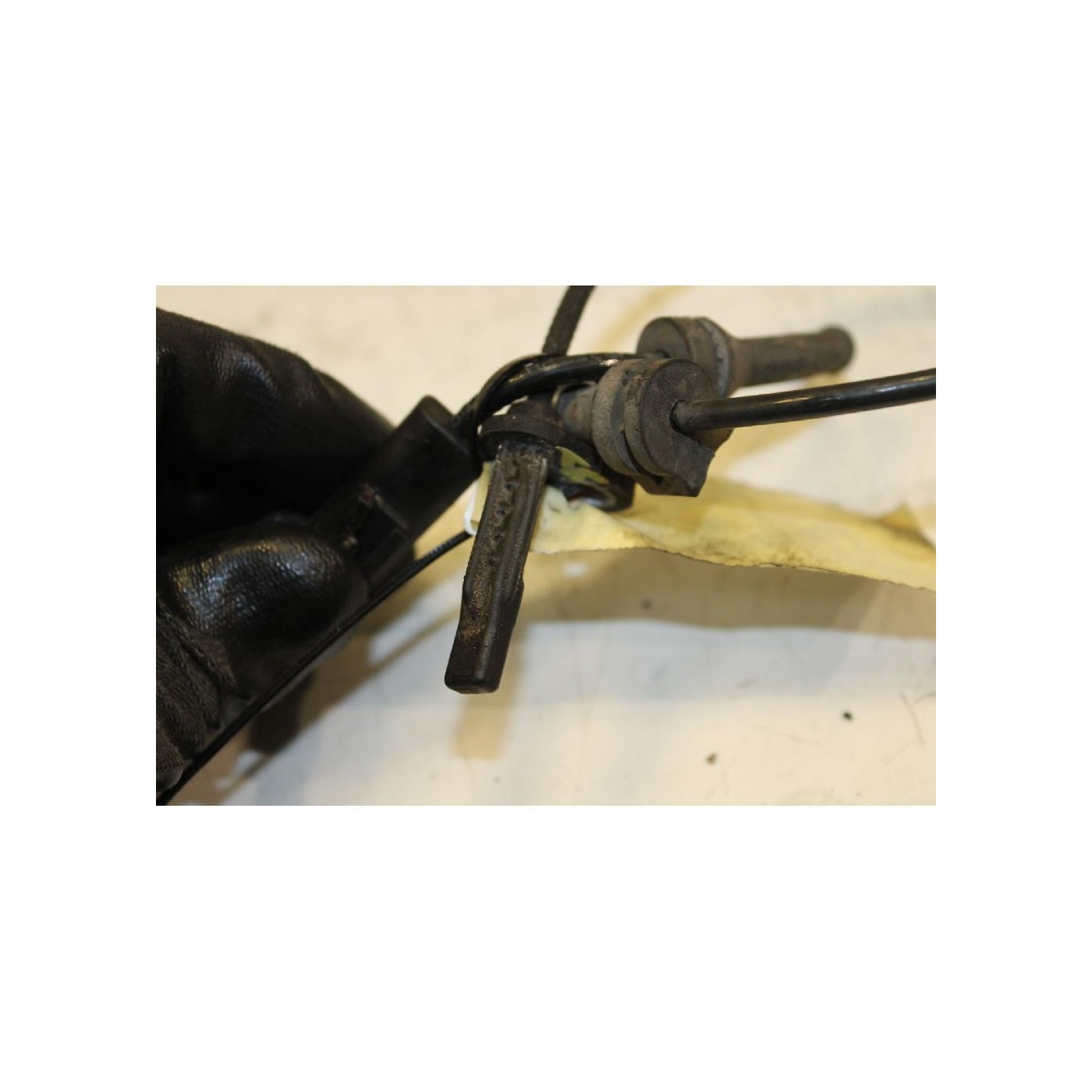 left front abs sensor left front abs sensor