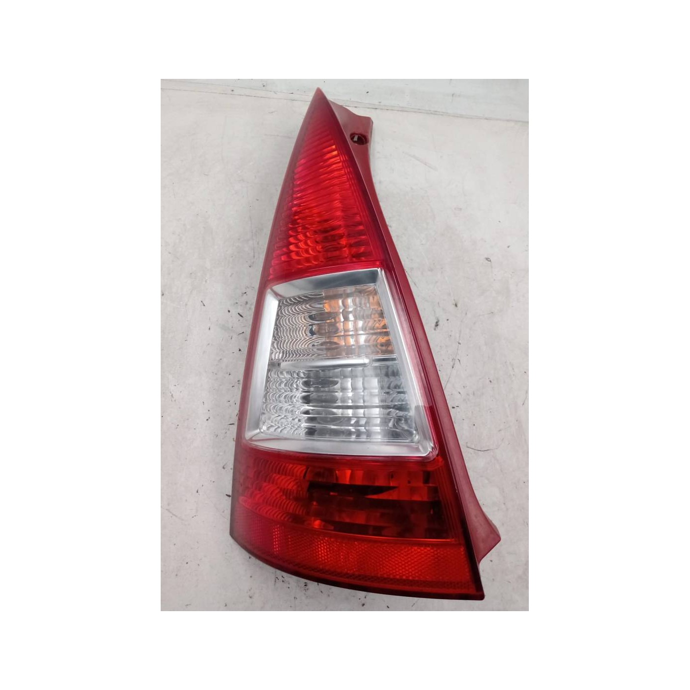 left tail light left tail light