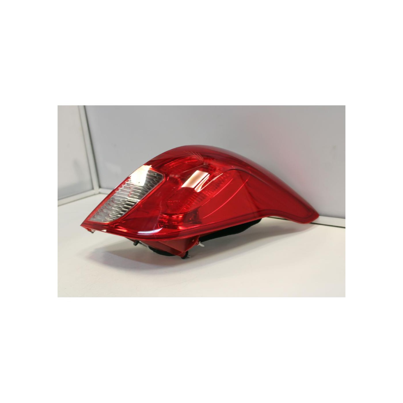 right rear headlight right rear headlight