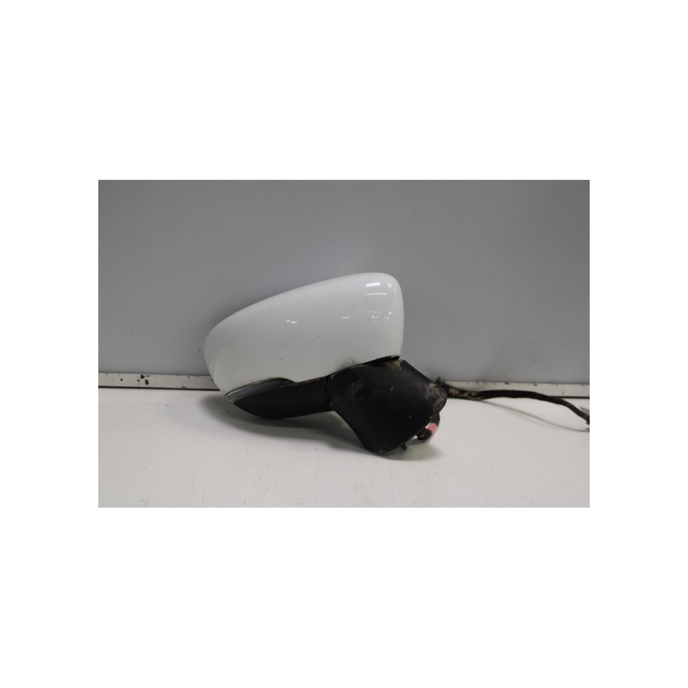 right rear view mirror right rear view mirror