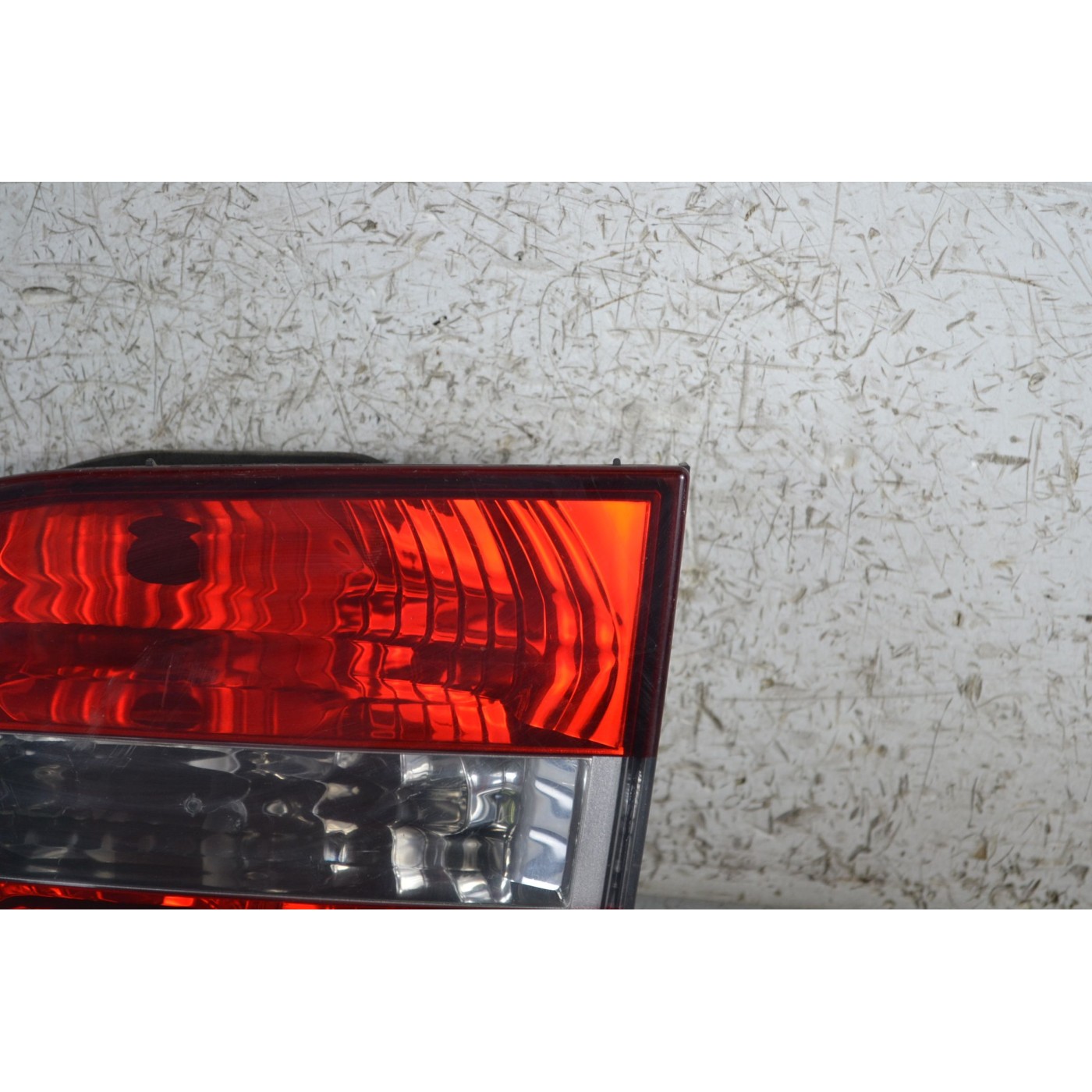 fanale stop posteriore interno dx fanale stop posteriore interno dx