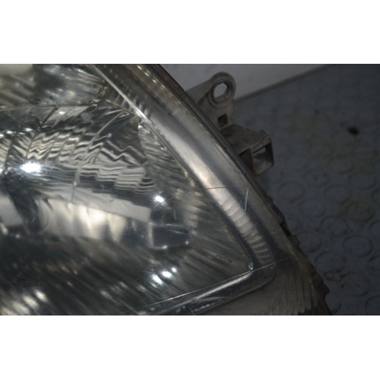 faro fanale anteriore dx per RENAULT Master Ii Furgonato (fd) MASTER II Van (FD) 2.5 dCi 100 (FD0U, FD0V),2.5 dCi 100 (FD0U, FD0V) 8200163518