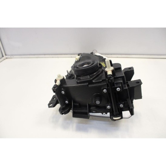 faro delantero izquierdo para NISSAN Nt400 Cabstar (f24m) 2.5 DCI (81kw) d/2488cc (35ql.) 26060MB400 faro delantero izquierdo para NISSAN Nt400 Cabstar (f24m) 2.5 DCI (81kw) d/2488cc (35ql.) 26060MB400