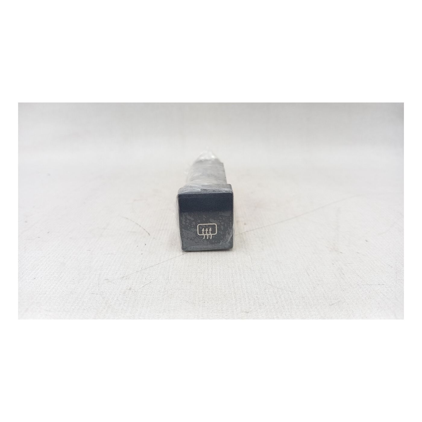 Rear Window Defroster Switch Rear Window Defroster Switch