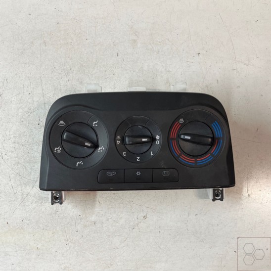 blocco comando clima per FIAT Grande Punto Van (4c) 1.4 GPL 2 p.ti Ber b-g/ 735419795 blocco comando clima per FIAT Grande Punto Van (4c) 1.4 GPL 2 p.ti Ber b-g/ 735419795