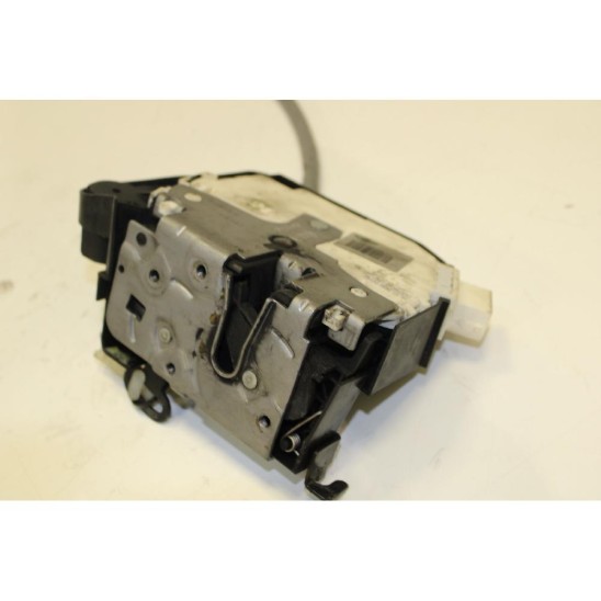 serratura porta anteriore sinistra per MINI Mini Clubman (r55) 1.4 16V One (70kw) SW 4p/b/1397cc 51200556768,0556768,51214350971,4350971,51214433804,4433804 serratura porta anteriore sinistra per MINI Mini Clubman (r55) 1.4 16V One (70kw) SW 4p/b/1397cc 51200556768,0556768,51214350971,4350971,51214433804,4433804