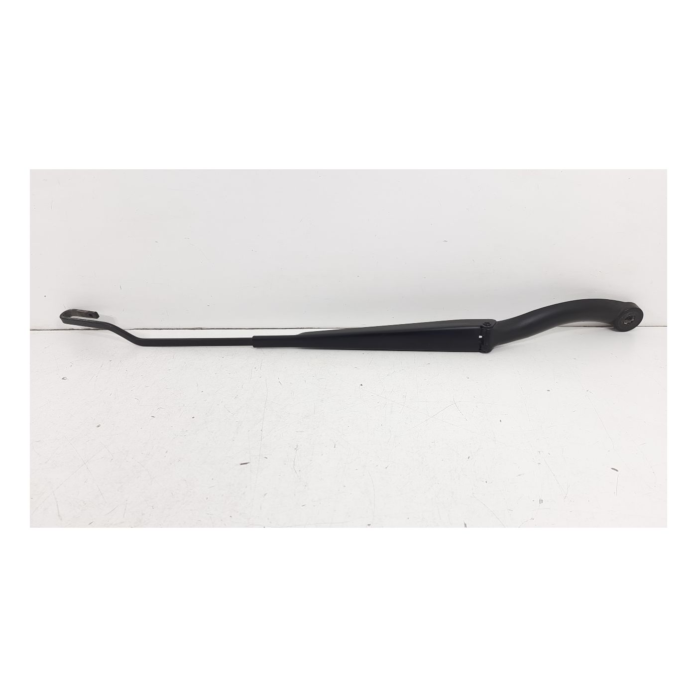 Right Windshield Wiper Arm Right Windshield Wiper Arm