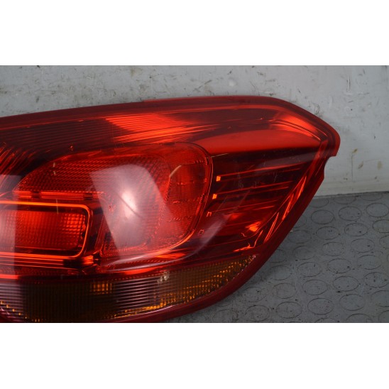 fanale stop posteriore dx par OPEL Astra J 1.6 CDTi 13306454 fanale stop posteriore dx par OPEL Astra J 1.6 CDTi 13306454