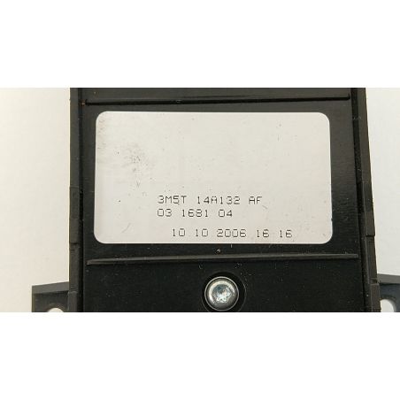 Ap/ch Bloc de commande des vitres électriques avant Cris complet par FORD Focus 1.6 TDCI (66KW) SW 5P/D/1560CC 3M5T-14A132-AF Ap/ch Bloc de commande des vitres électriques avant Cris complet par FORD Focus 1.6 TDCI (66KW) SW 5P/D/1560CC 3M5T-14A132-AF