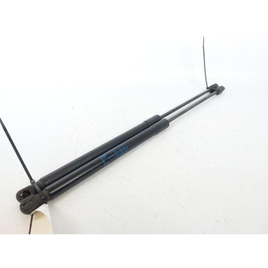 ammortizzatore portellone posteriore per OPEL Insignia (68-69) 13332570 ammortizzatore portellone posteriore per OPEL Insignia (68-69) 13332570