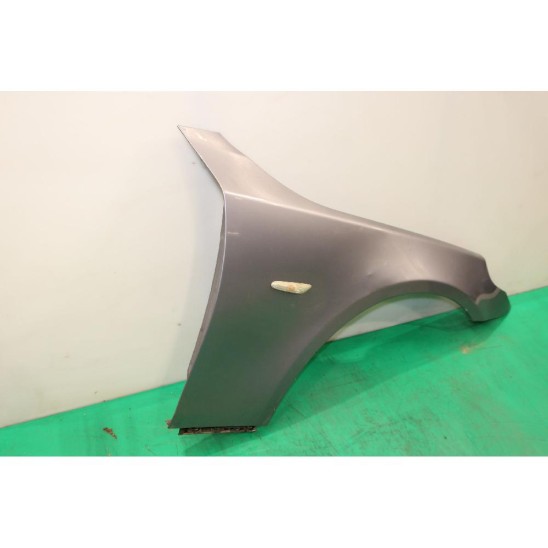 parafango anteriore destro per BMW 5 Touring (e61) 530 d - parafango anteriore destro per BMW 5 Touring (e61) 530 d -
