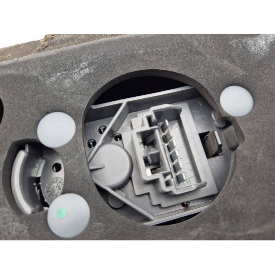 fanale posteriore destro para FIAT Idea (4d/2s) 1.2 16V BlackLabel Ber. 5p/b/1242cc 46829508 fanale posteriore destro para FIAT Idea (4d/2s) 1.2 16V BlackLabel Ber. 5p/b/1242cc 46829508