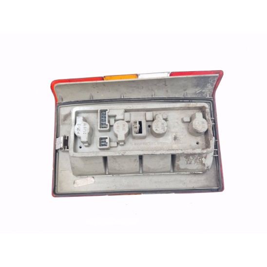 fanale posteriore sinistro per CITROEN C15 (1984-2005) benzina 2.05.716.0588 fanale posteriore sinistro per CITROEN C15 (1984-2005) benzina 2.05.716.0588
