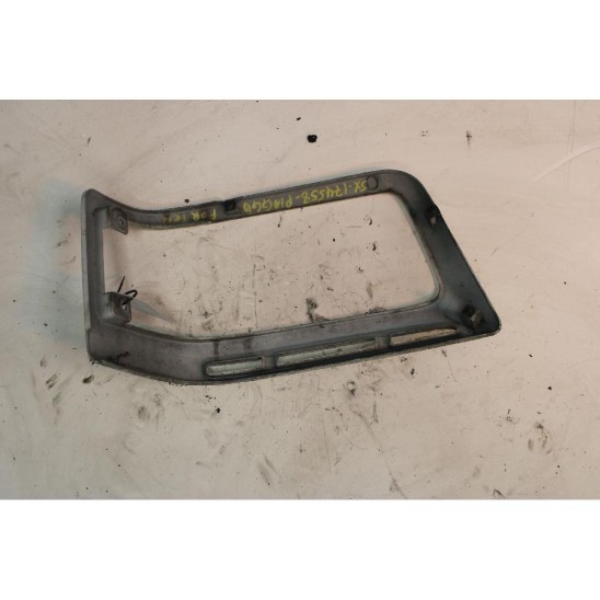 supporto faro sinistro par FIAT Ape (mp) Vespacar 1.4 D 4WD d/1400cc. supporto faro sinistro par FIAT Ape (mp) Vespacar 1.4 D 4WD d/1400cc.