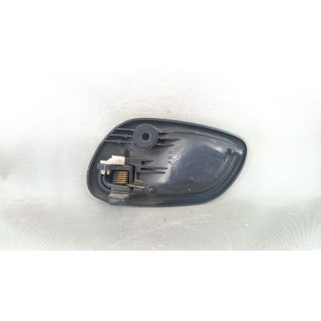 Poignée à l'avant de l'ouverture droite de la porte par SUZUKI Baleno 1.6 BER. 4P/B/1590CC (99-to) NB4692022004021DX Poignée à l'avant de l'ouverture droite de la porte par SUZUKI Baleno 1.6 BER. 4P/B/1590CC (99-to) NB4692022004021DX