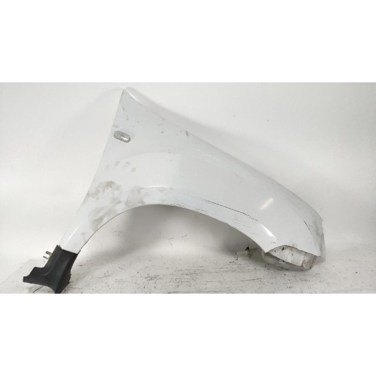 parafango anteriore destro para DACIA Duster 1.6 16V parafango anteriore destro para DACIA Duster 1.6 16V